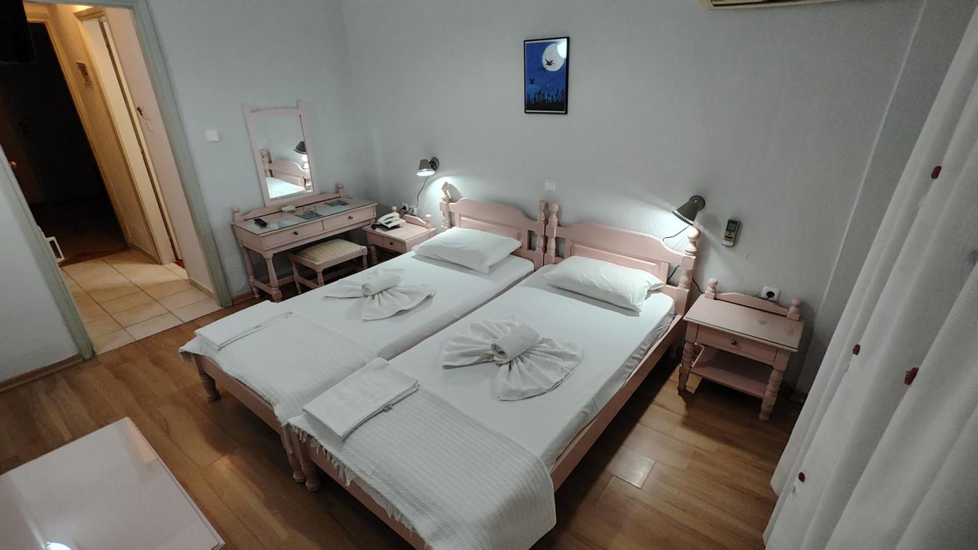 Kapolos Spa Hotel Loutra Edipsou  Zimmer foto